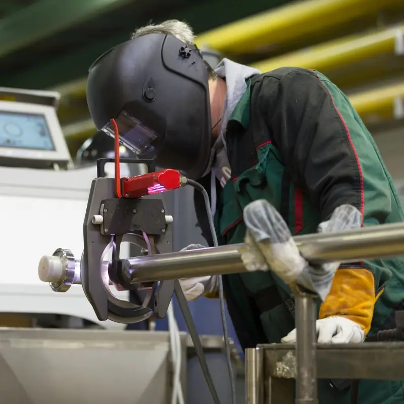 Why Orbital Welding Is Superior to Manual Welding